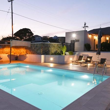 Flora'S Beach And Pool Villa In Syros Liaropá Dış mekan fotoğraf