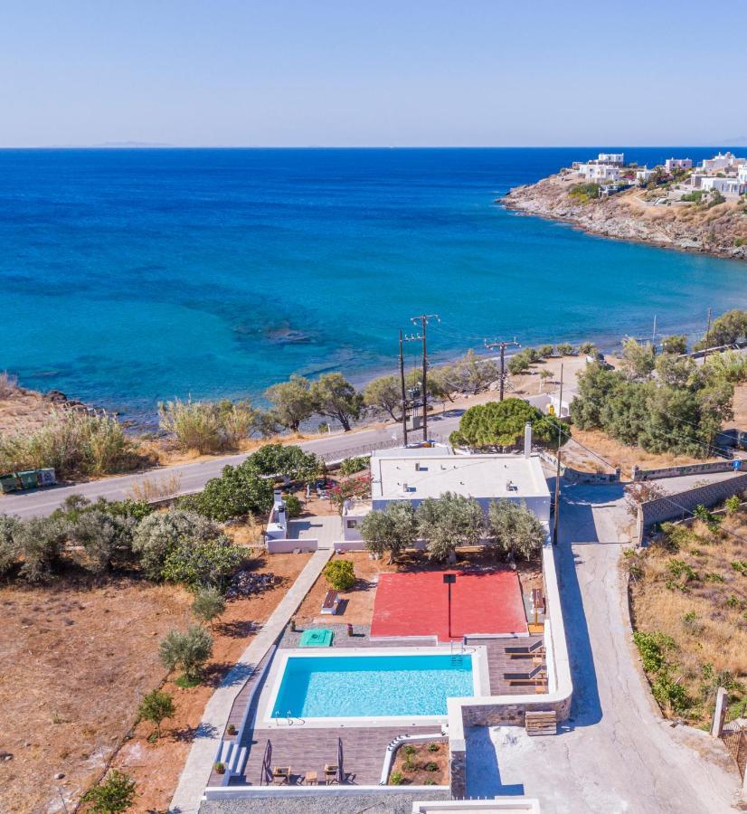 Flora'S Beach And Pool Villa In Syros Liaropá Dış mekan fotoğraf