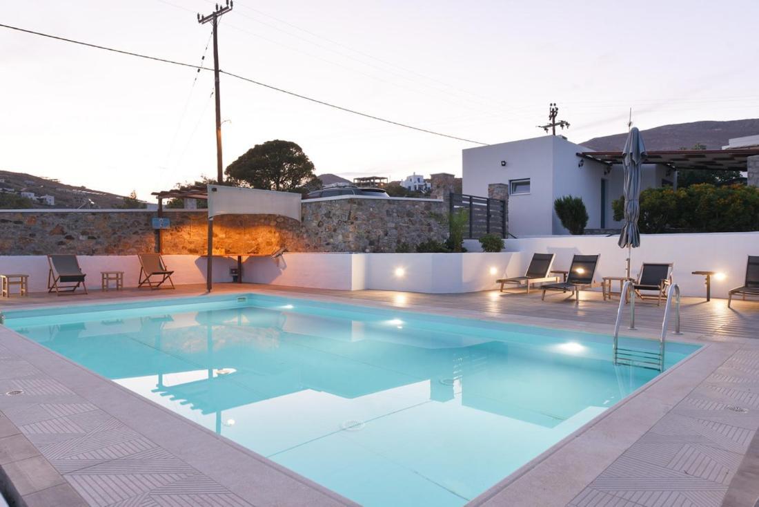 Flora'S Beach And Pool Villa In Syros Liaropá Dış mekan fotoğraf