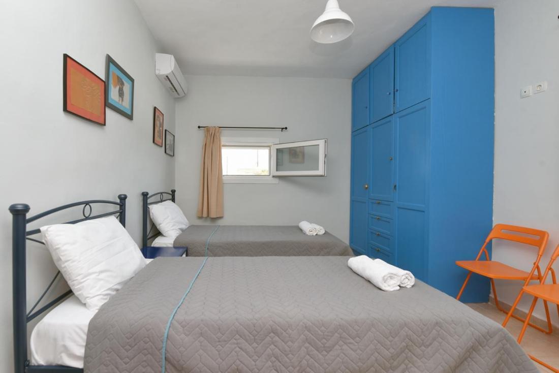 Flora'S Beach And Pool Villa In Syros Liaropá Dış mekan fotoğraf